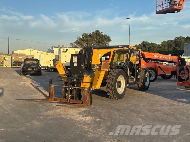 CAT TL1055D Телескопические погрузчики