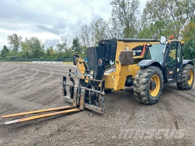 CAT TL1255 Телескопические погрузчики