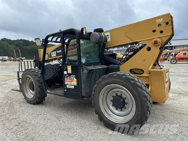 CAT TL642C Телескопические погрузчики