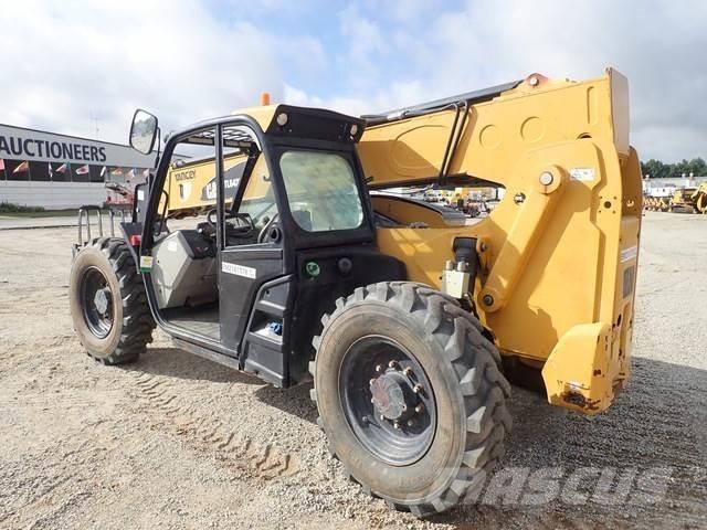CAT TL642D Телескопические погрузчики