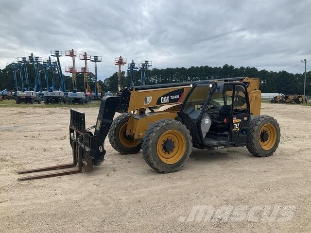CAT TL642D Телескопические погрузчики