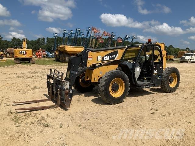 CAT TL642D Телескопические погрузчики