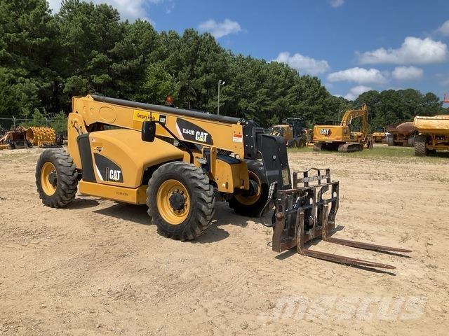 CAT TL642D Телескопические погрузчики