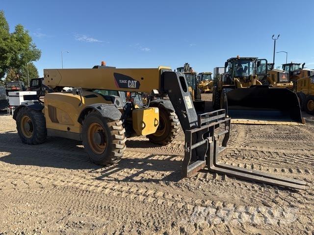 CAT TL943C Телескопические погрузчики
