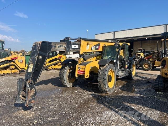 CAT TL943D Телескопические погрузчики