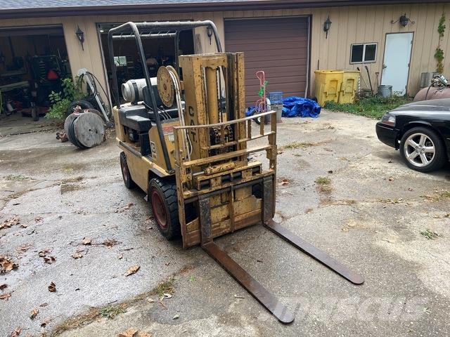 CAT V60 Другие складские механизмы