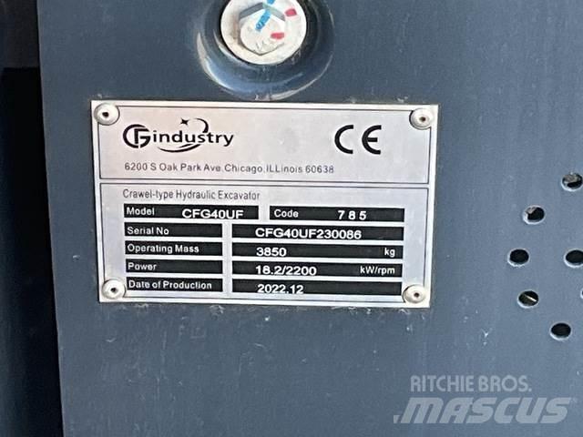 CFG 40UF Гусеничные экскаваторы