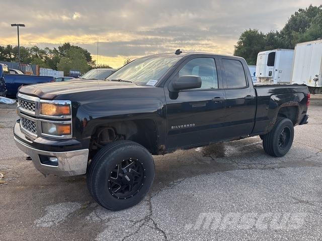 Chevrolet 1500 Бортовые фургоны