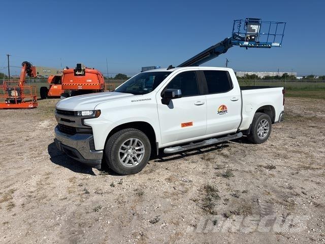 Chevrolet 1500 Бортовые фургоны