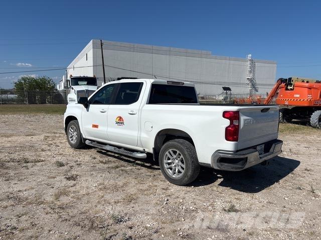 Chevrolet 1500 Бортовые фургоны