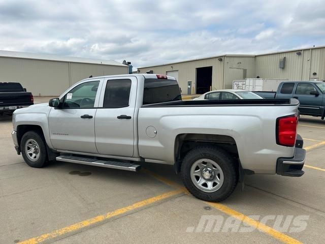 Chevrolet 1500 Бортовые фургоны