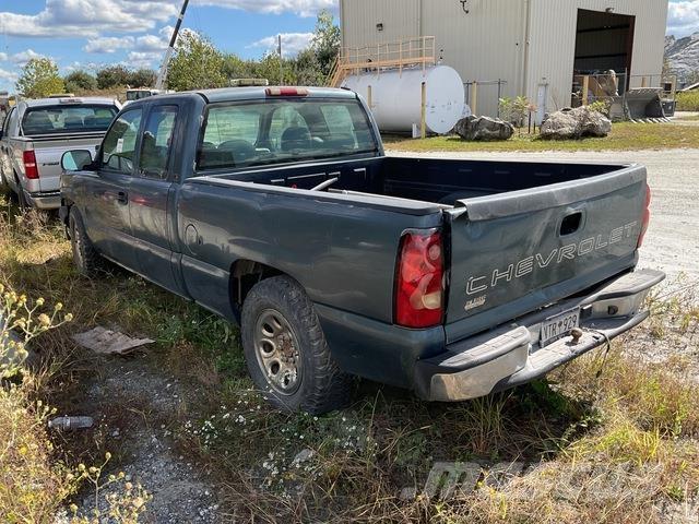 Chevrolet 1500 Бортовые фургоны