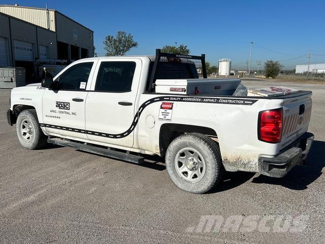 Chevrolet 1500 Бортовые фургоны