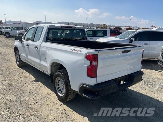 Chevrolet 1500 Бортовые фургоны