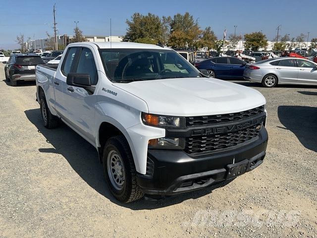 Chevrolet 1500 Бортовые фургоны