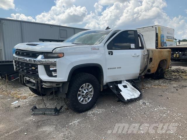 Chevrolet 2500 Бортовые фургоны