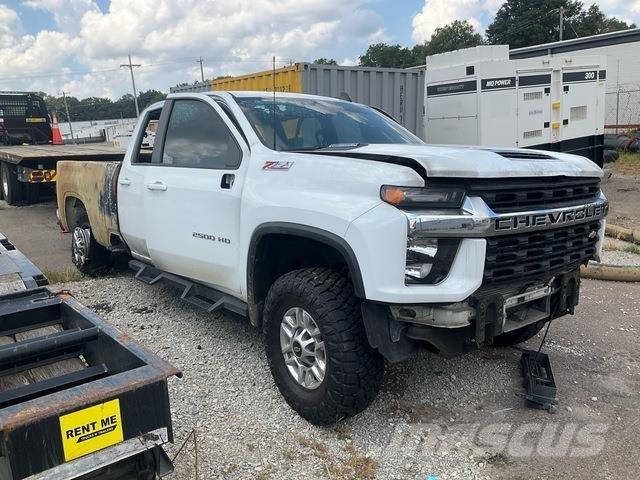 Chevrolet 2500 Бортовые фургоны