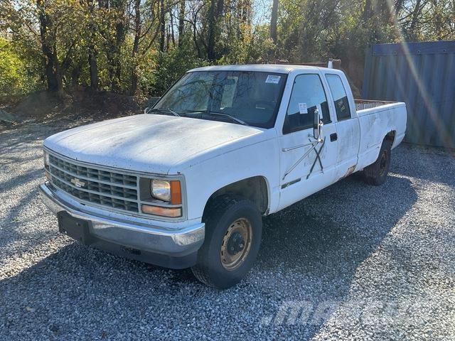 Chevrolet 2500 Бортовые фургоны