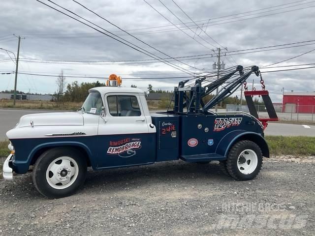 Chevrolet 3100 Грузовые эвакуаторы