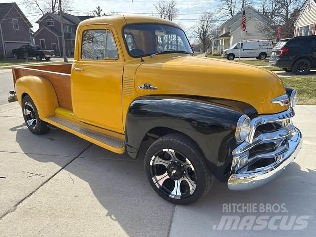 Chevrolet 3100 Прочие фургоны