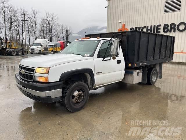 Chevrolet 3500 Грузовики-платформы/боковая разгрузка