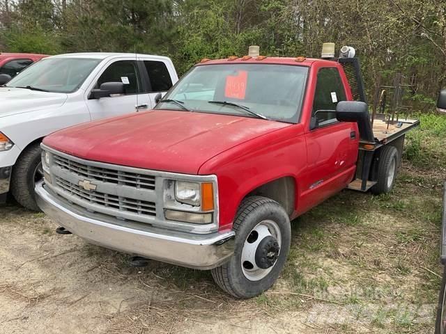 Chevrolet 3500 Грузовики-платформы/боковая разгрузка