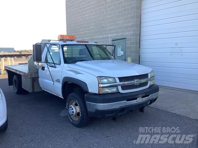 Chevrolet 3500 Грузовики-платформы/боковая разгрузка