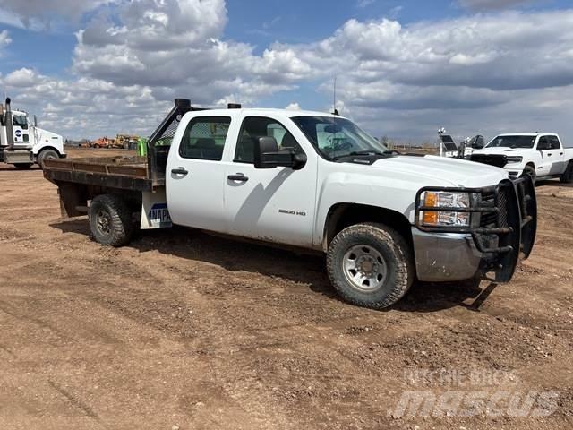 Chevrolet 3500 Грузовики-платформы/боковая разгрузка