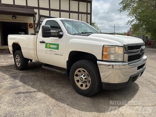 Chevrolet 3500 Прочие фургоны