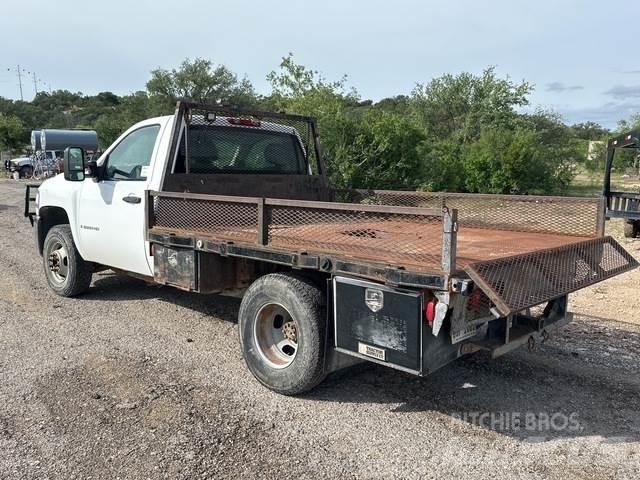 Chevrolet 3500 Грузовики-платформы/боковая разгрузка