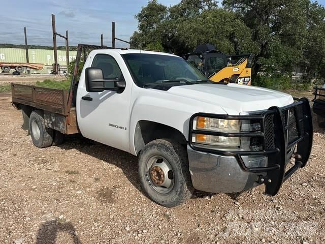 Chevrolet 3500 Грузовики-платформы/боковая разгрузка