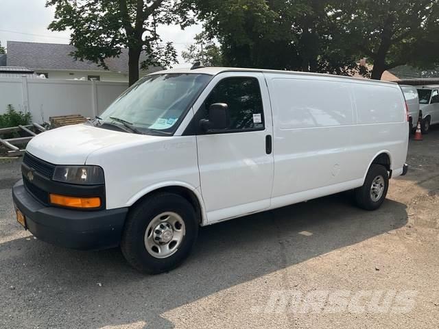 Chevrolet 3500 Изотермический фургон