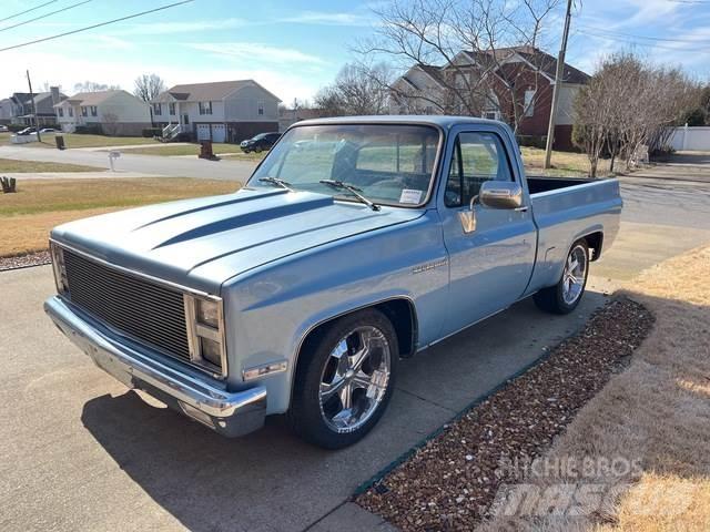 Chevrolet C10 Прочие фургоны