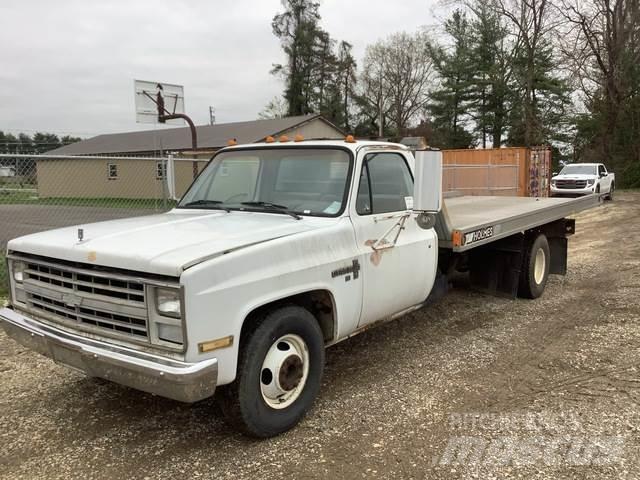 Chevrolet R30 Грузовые эвакуаторы