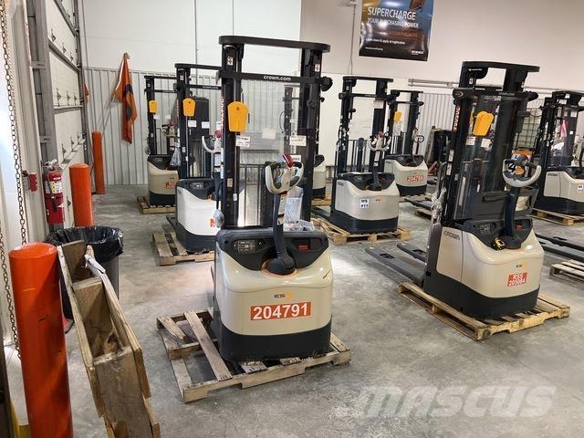 Crown ES 4000 Самоходные электроштабелёры