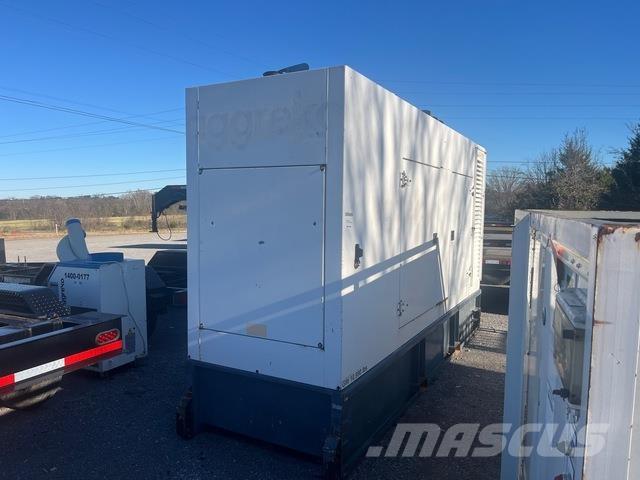 Cummins 200 Дизельные генераторы