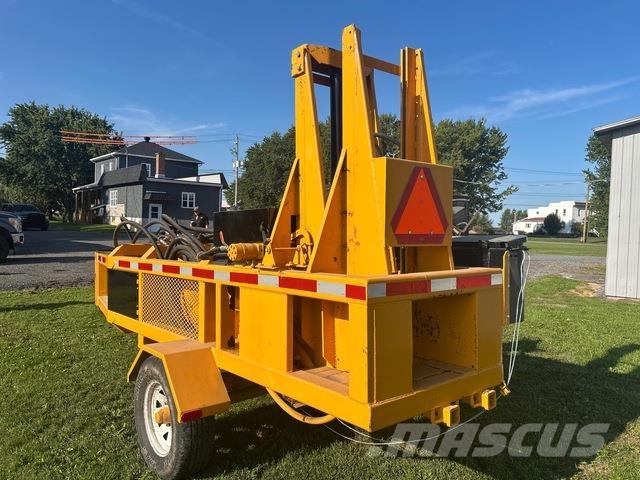  Custom Built Строительная техника - Другие