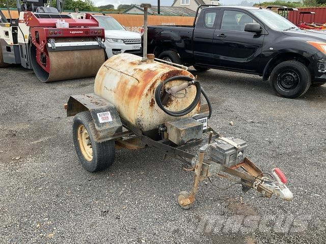  Custom Built Прицепы-цистерны