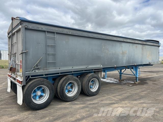  Debora Downs Самосвальные прицепы