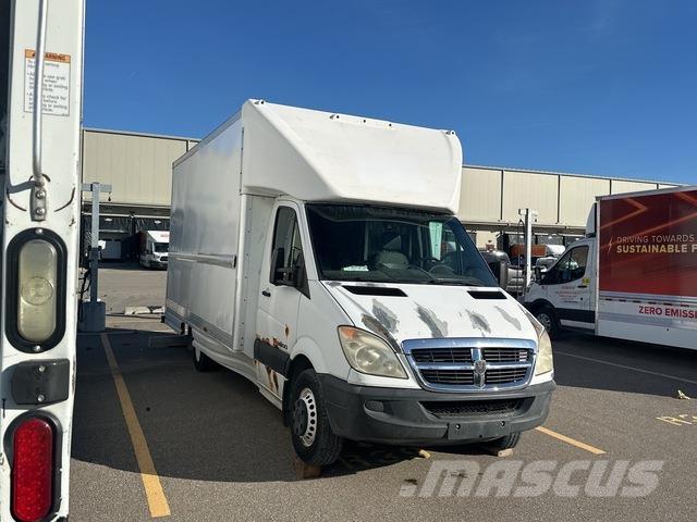 Dodge 3500 Грузовики-Фургоны