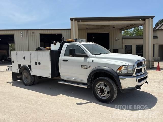 Dodge 5500 Комбинированные дорожные машины