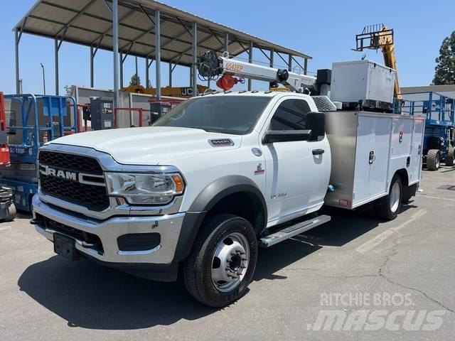 Dodge 5500 Комбинированные дорожные машины