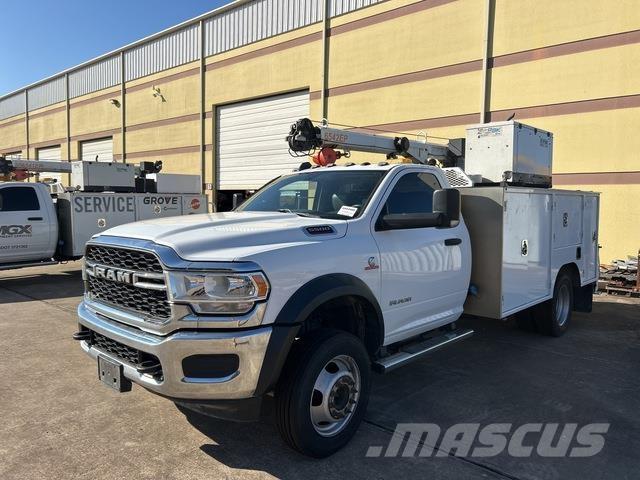 Dodge 5500 Комбинированные дорожные машины