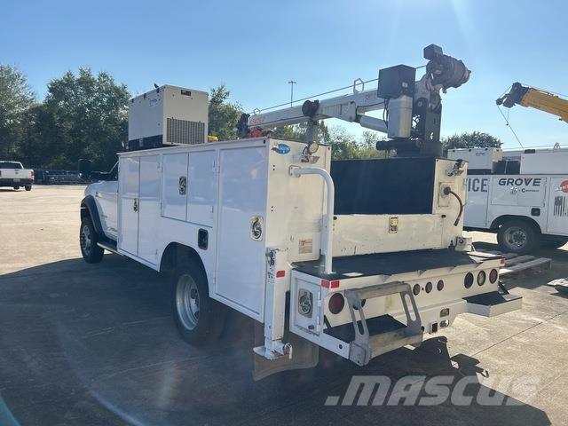 Dodge 5500 Комбинированные дорожные машины