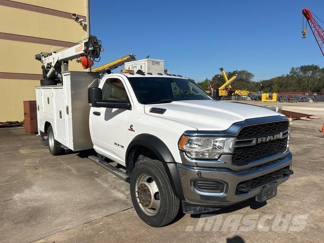 Dodge 5500 Комбинированные дорожные машины