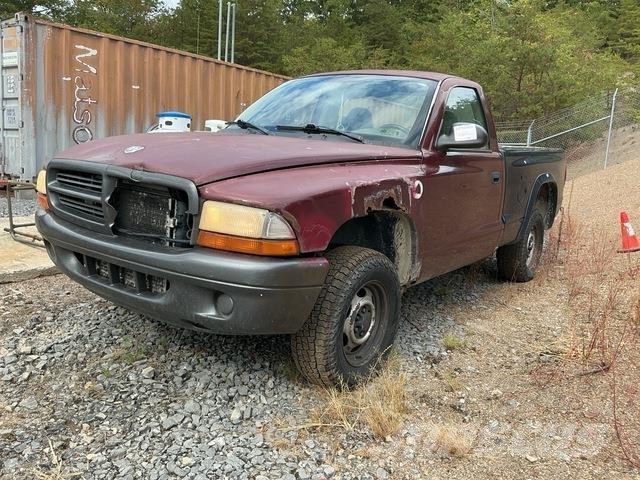Dodge Dakota Бортовые фургоны