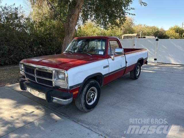 Dodge Ram 250 Прочие фургоны