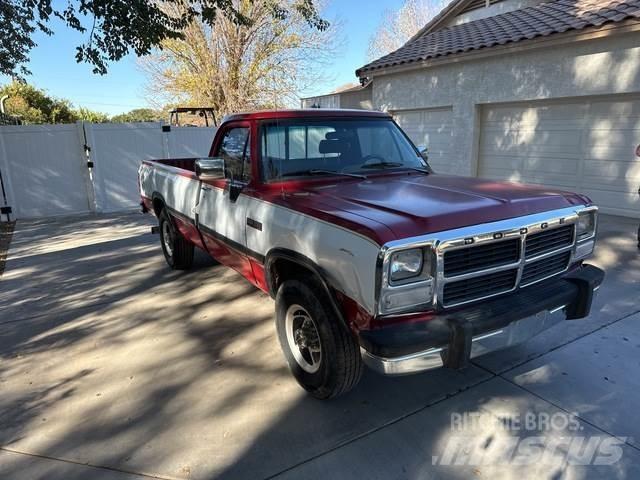 Dodge Ram 250 Прочие фургоны