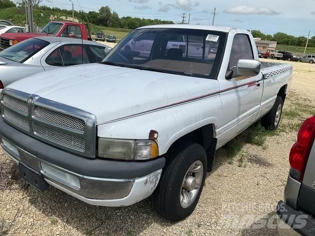 Dodge Ram 2500 Прочие фургоны