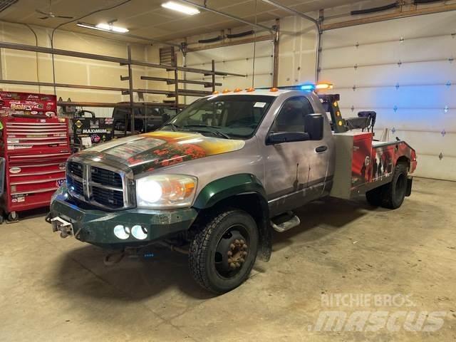 Dodge Ram 5500 Грузовые эвакуаторы